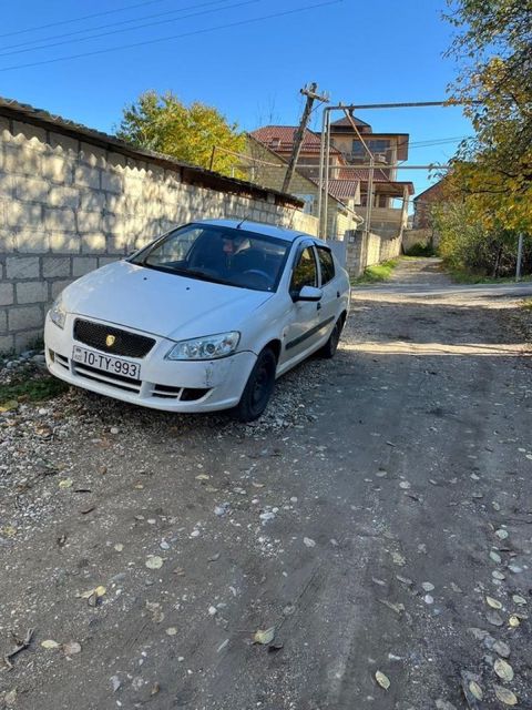 Iran Khodro Runna, 1.6 L, 2014 il, 172 000 km — Qusar