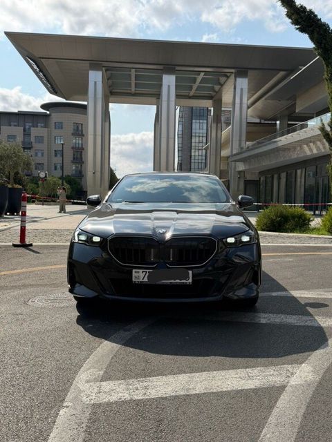 BMW 530, 2.0 L, 2024 il, 36 000 km — Bakı