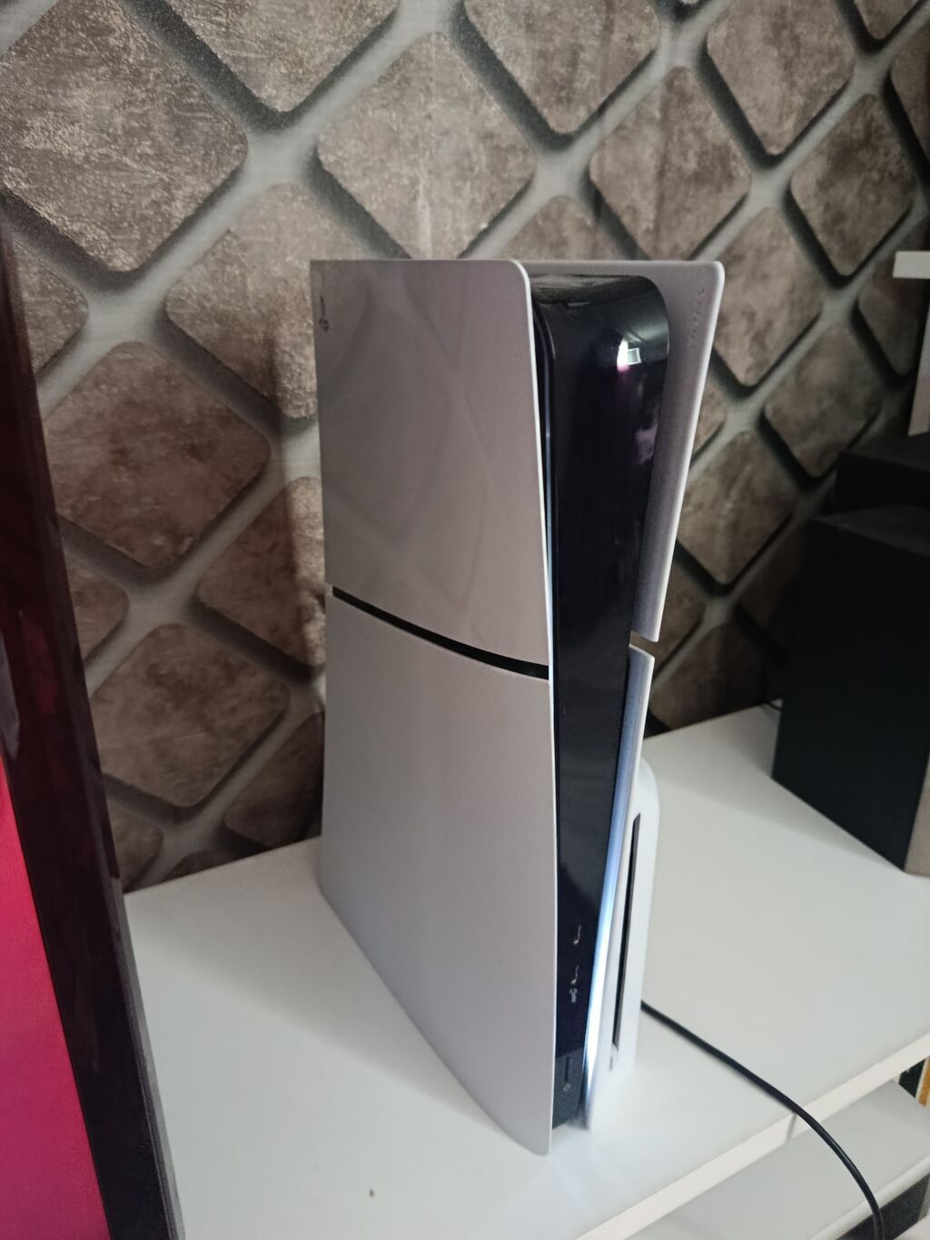 Playstation 5 slim 1 t iki pult ideal veziyyetde akkount verilecek — Elektronika, Digah (3)