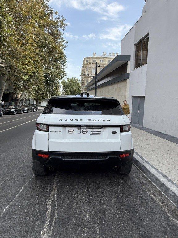 Land Rover RR Evoque, 2.0 L, 2018 il, 235 658 km — Avtomobillər, Bakı (3)