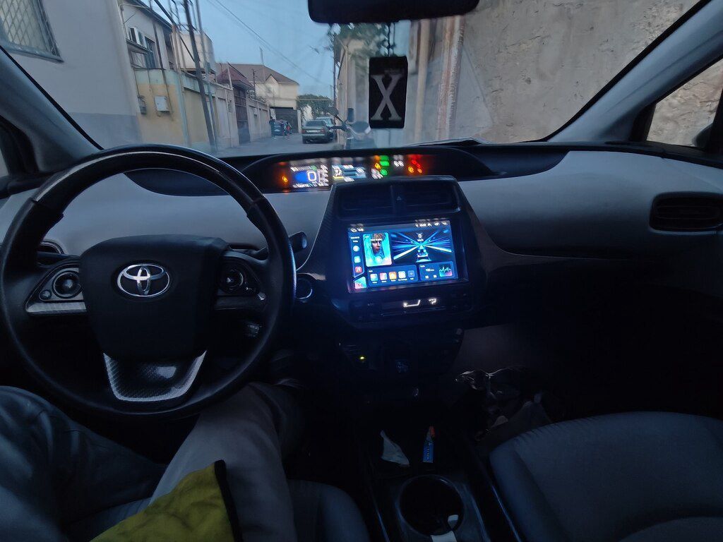 Toyota Prius, 1.8 L, 1.3 kWh, 2018 il, 144 000 km — Avtomobillər, Bakı (6)