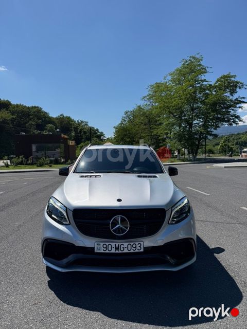 Mercedes GLE 250 4MATIC, 2.1 L, 2015 il, 230 000 km