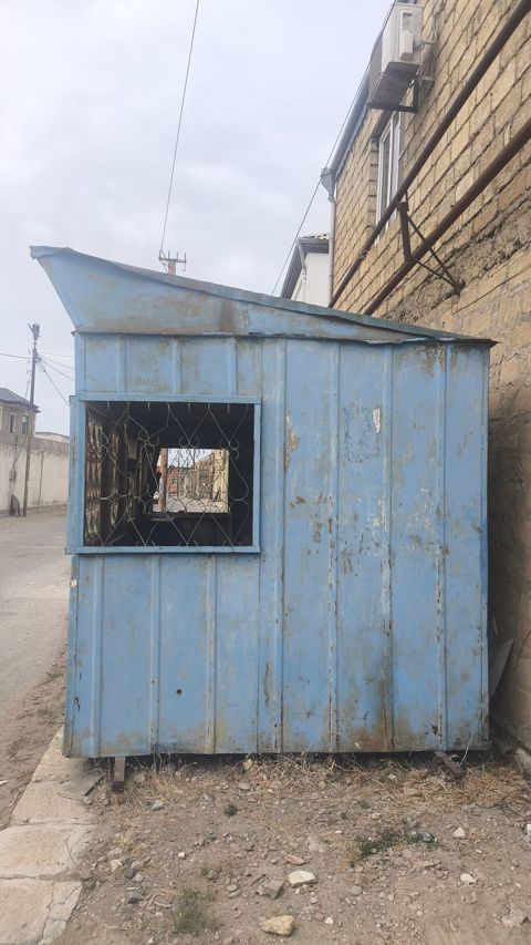 Metal kiosk – köçürülə bilən köşk - Material: qalın metal/örtük sac — Saray