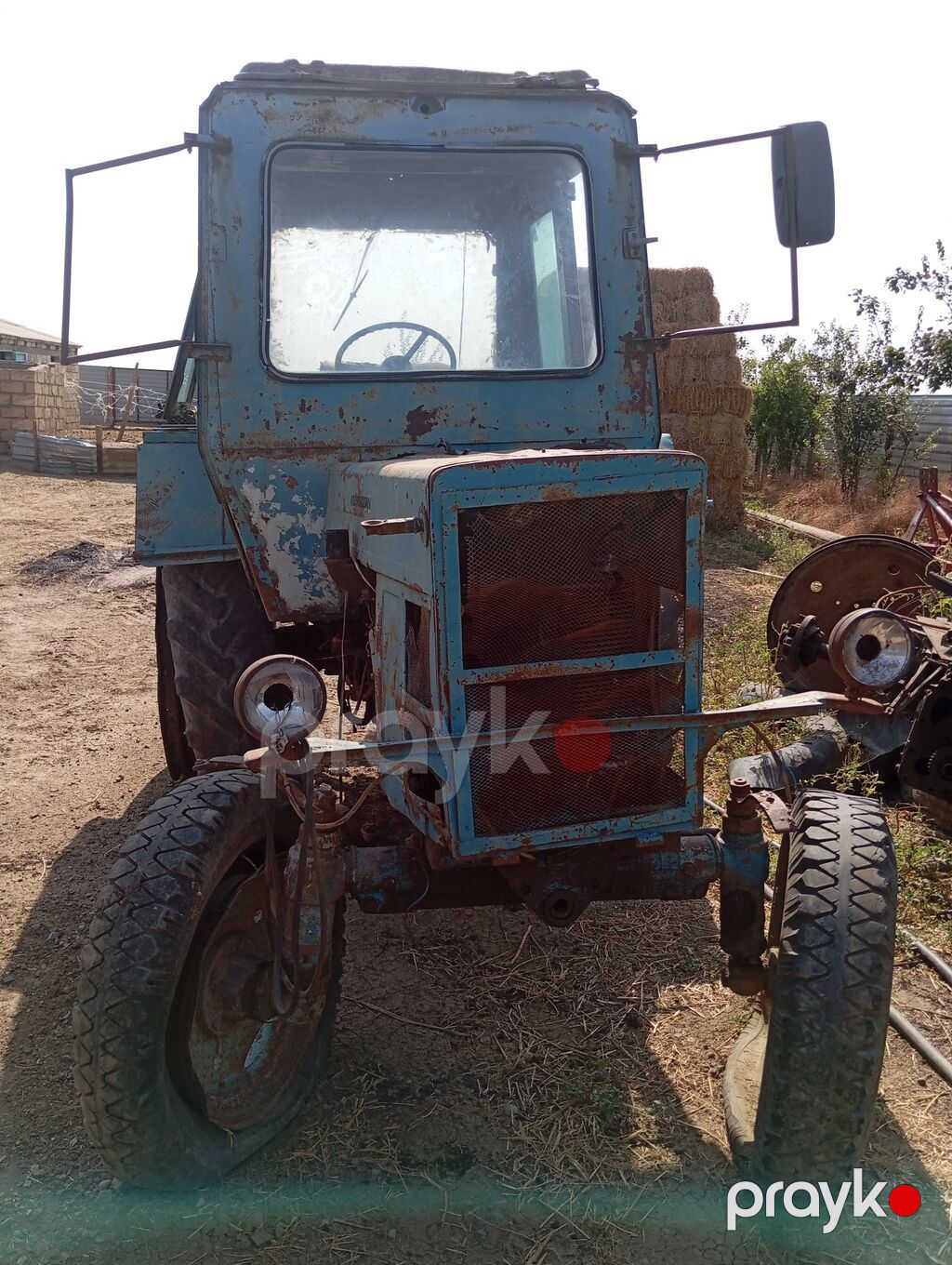 Minsk MTZ-50/52 seriyasından mavi rəngli tək kabinalı traktor — Traktorlar, Biləsuvar (8)