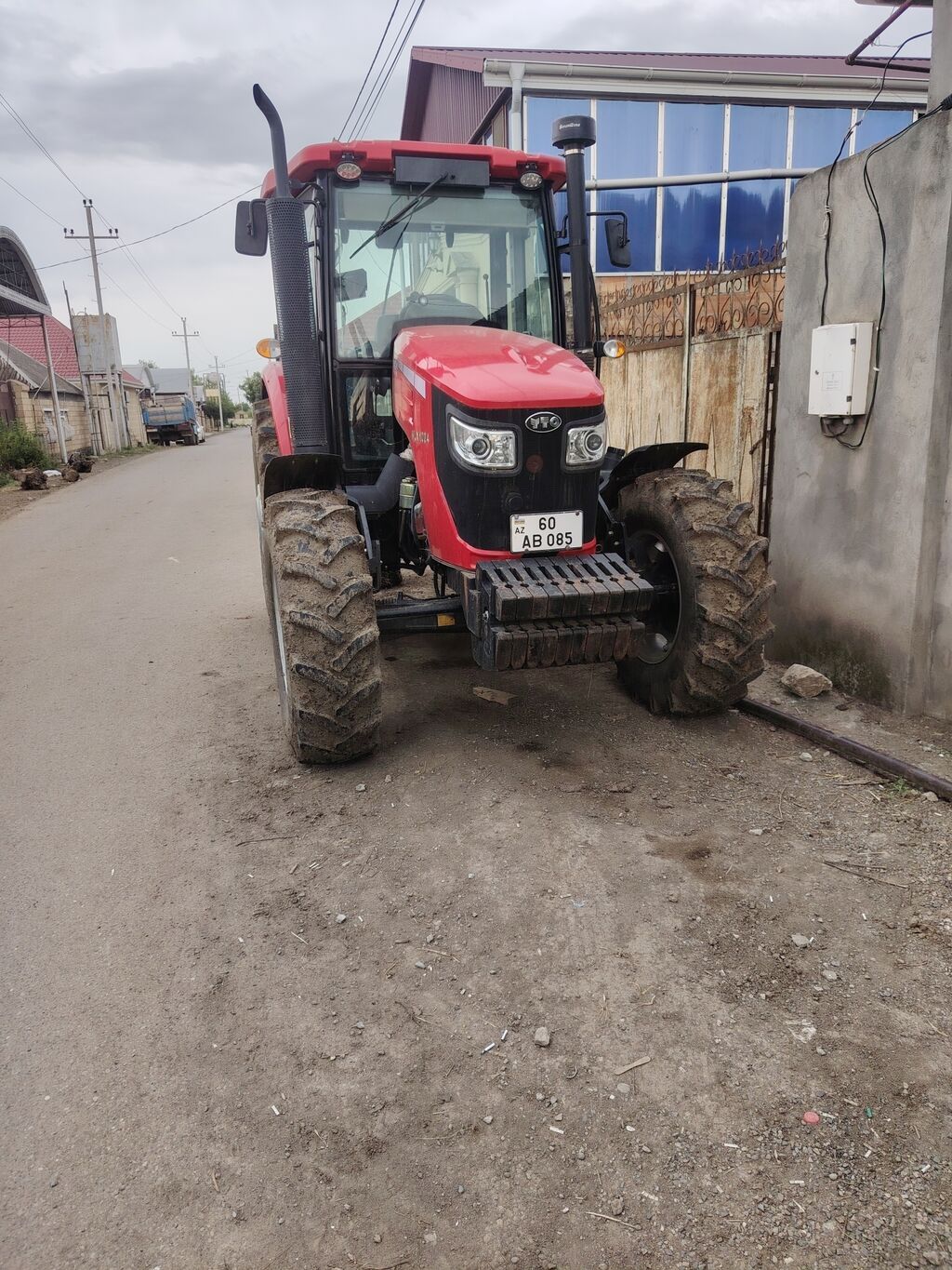 TTA DTZ 1024 təkərli traktor - Rəng: qırmızı - Güclü dizel mühərriki — Traktorlar, Gədəbəy (2)