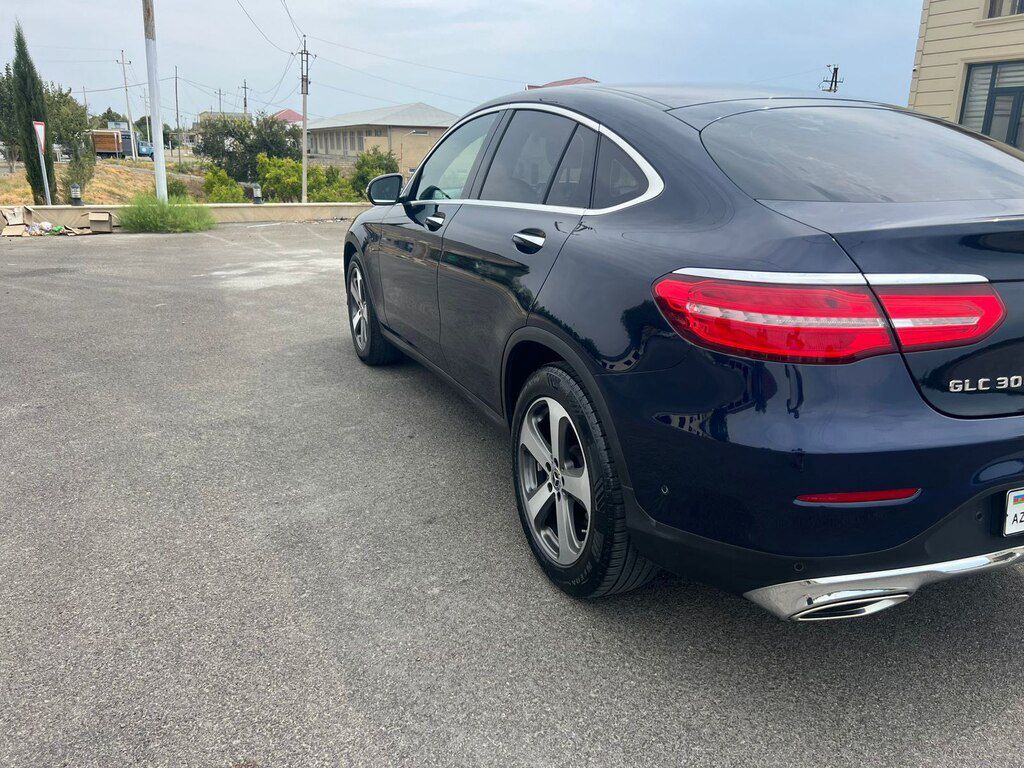 Mercedes GLC 300 4MATIC Coupe, 2.0 L, 2019 il, 76 000 km — Avtomobillər, Göyçay (4)
