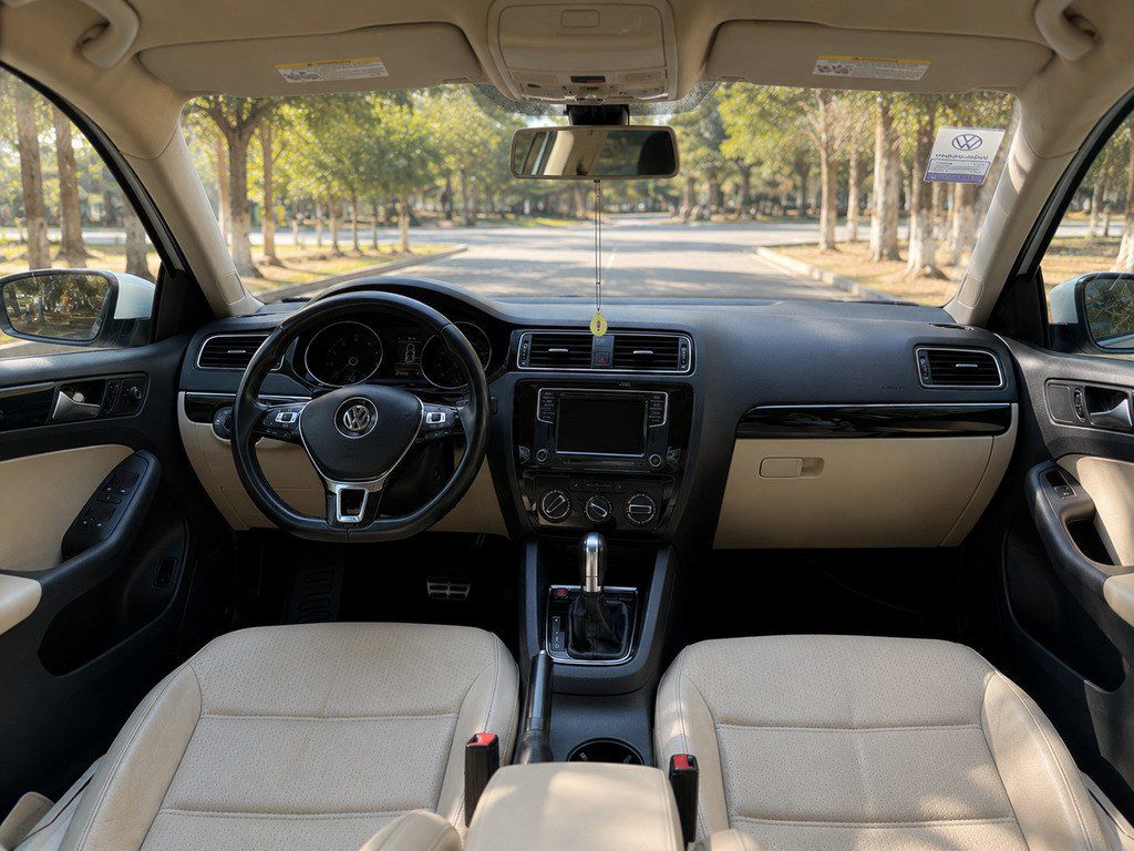 Volkswagen Jetta, 1.8 L, 2016 il, 135 000 km — Avtomobillər, Bakı (3)