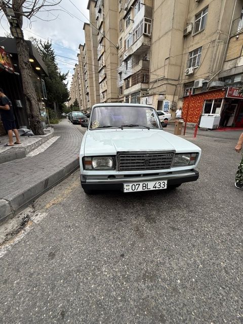Lada (VAZ) 2107, 1.5 L, 1982 il, 128 688 km — Bakı