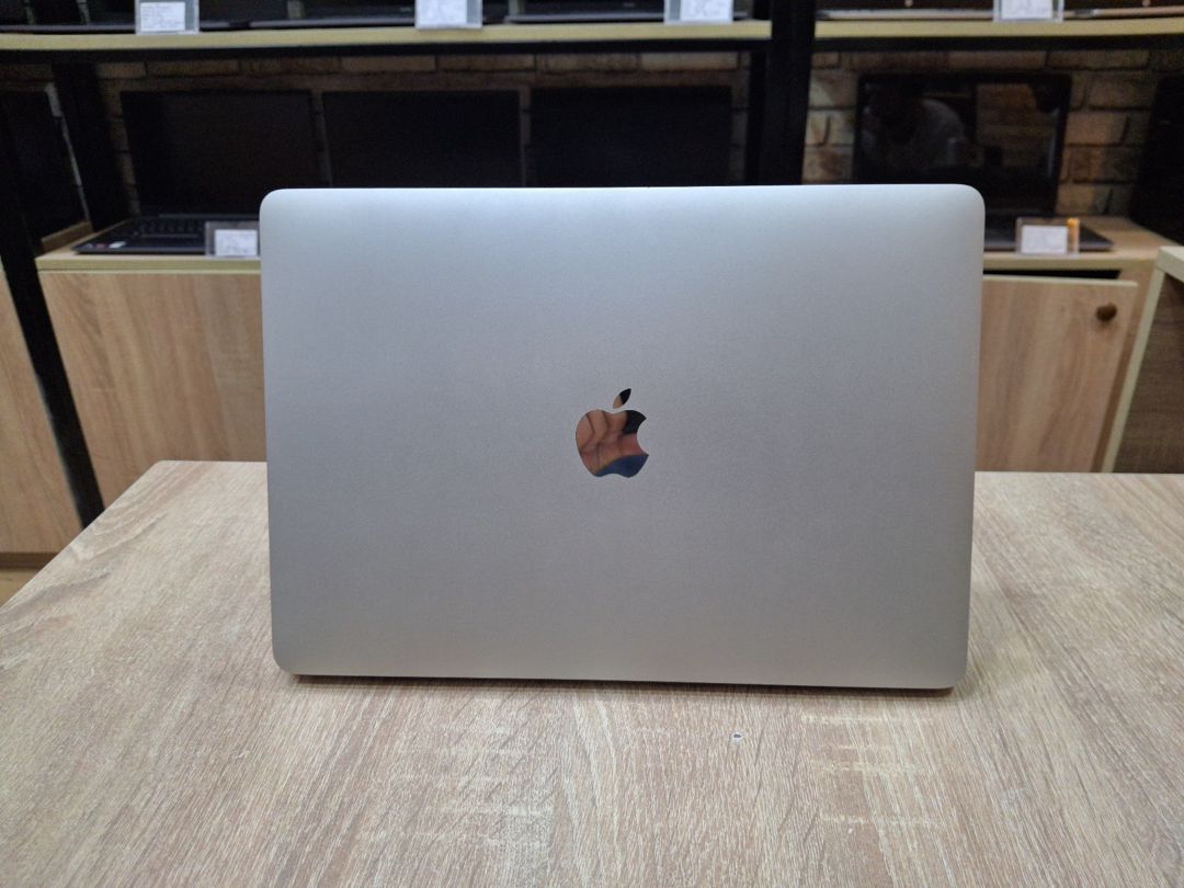 Apple Macbook M2 Pro 8/256 88% pil — Elektronika, Bakı (8)