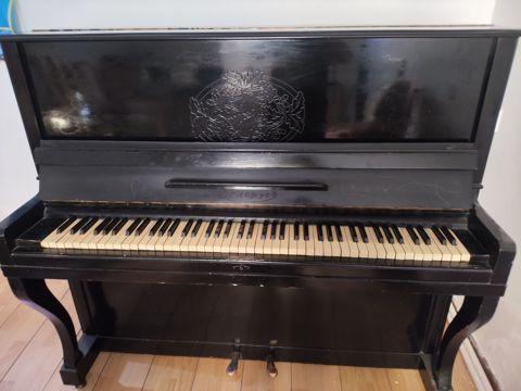 Piano — Bakı