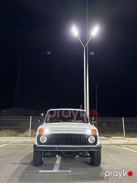 Lada (VAZ) Niva, 1.7 L, 2012 il, 300 000 km