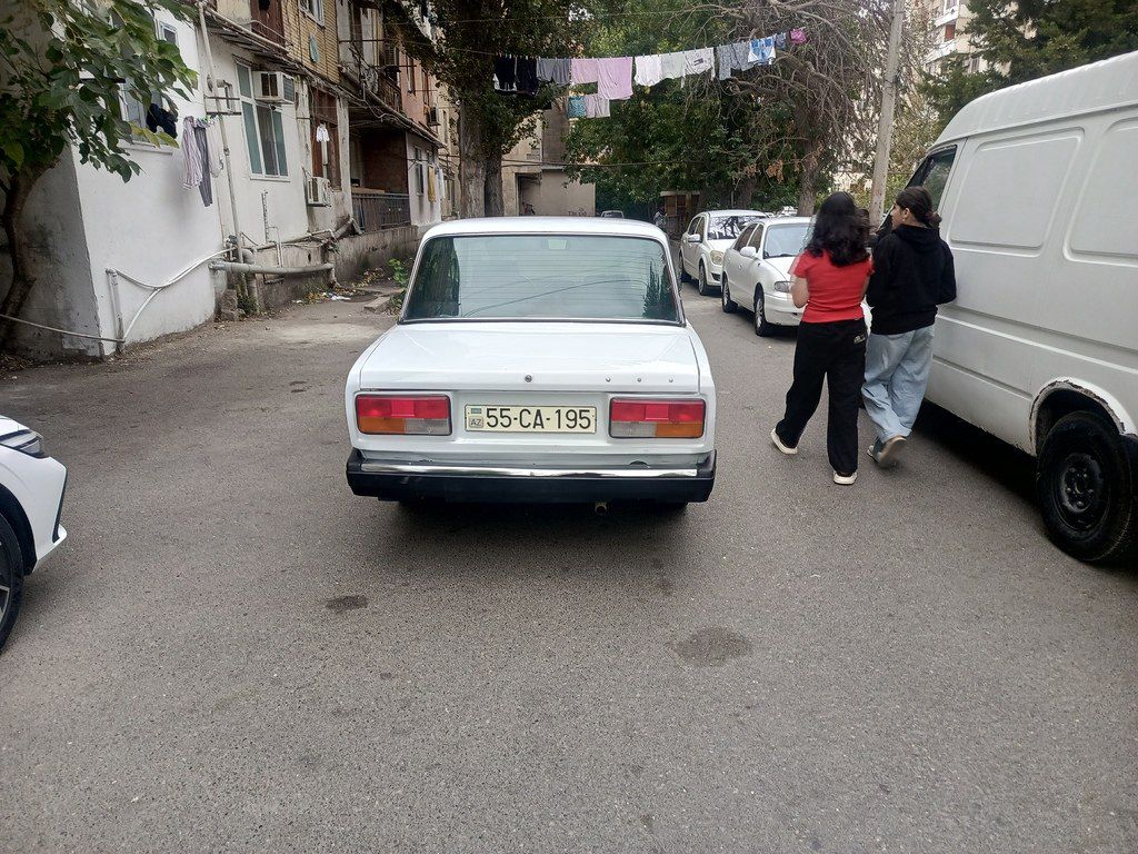Lada (VAZ) 2107, 1.6 L, 2001 il, 321 586 km — Avtomobillər, Bakı (10)