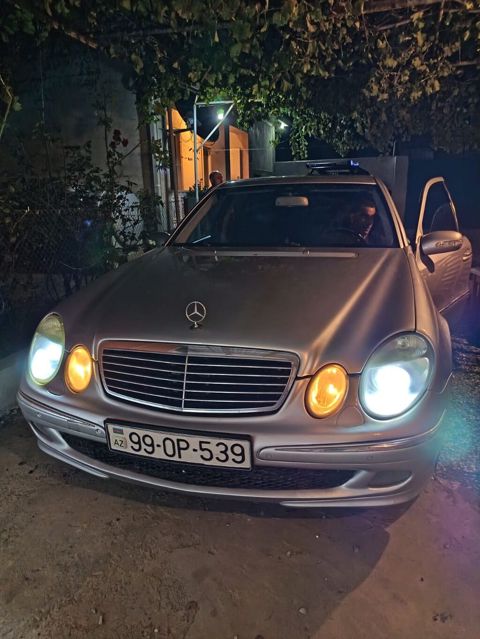 Mercedes-Benz E-Class: 2.7 l 2004 il Sedan — Bakı
