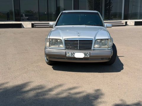 Mercedes E 220, 1994 il — Bakı