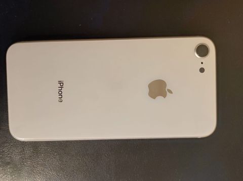 IPhone SE, Ağ, Barmaq izi — Bakı
