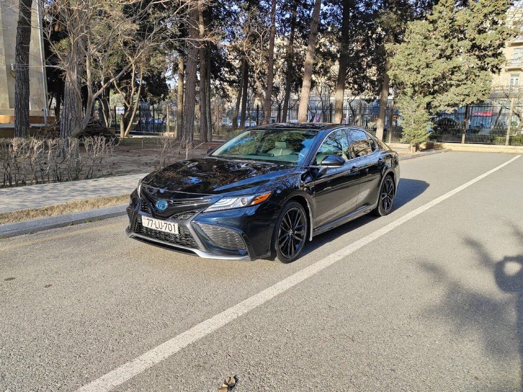 Toyota Camry, 2.5 L, 1.016 kWh, 2023 il, 81 500 km — Avtomobillər, Bakı (8)