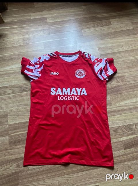 Araz Naxçıvanın forması tam orginal. oyuncun almisam — Bakı
