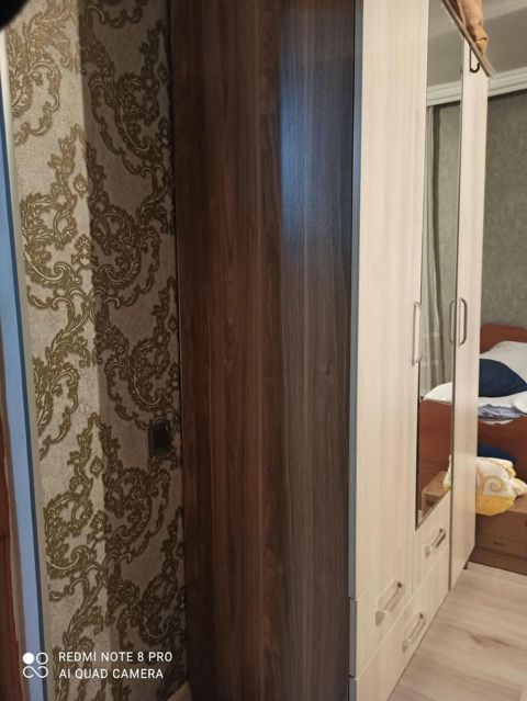 Üçqapılı paltar şkafı - Material: laminat/LDSP, ağ-açıq palıd — Digah