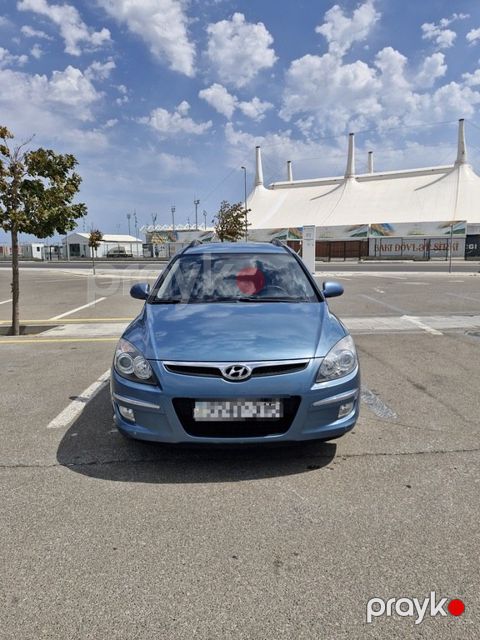 Hyundai i30, 1.6 L, 2009 il, 260 000 km