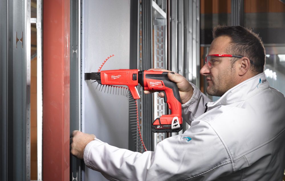 Şurup bağlayan Milwaukee M18FSGC-202X (Case+2X2.0) — Təmir və inşaat, Bakı (2)