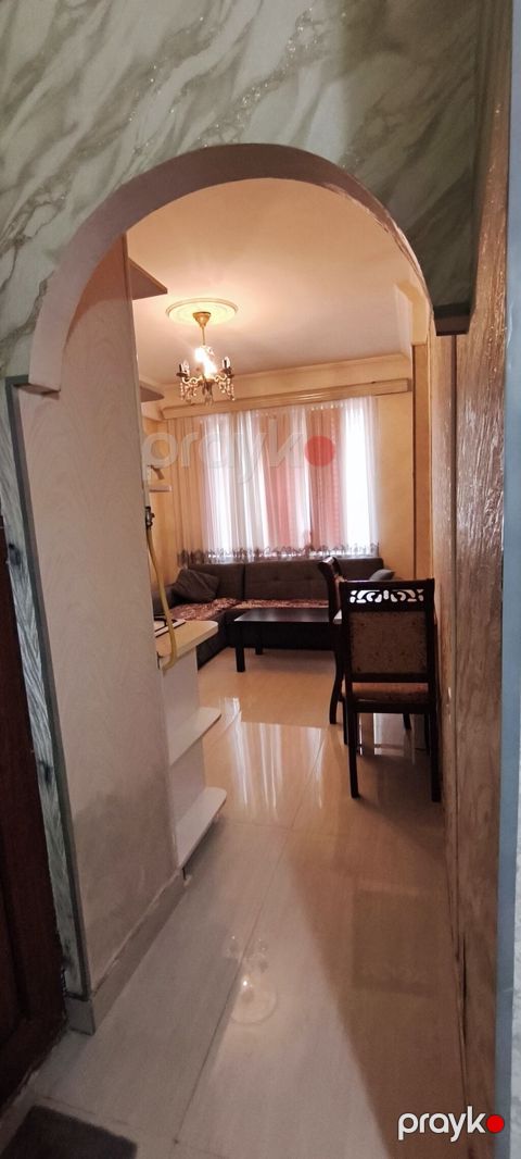 Ev sentyabr 1 boşalır seher saat 10.00. ev xirdalan qənclər səhərciyi
