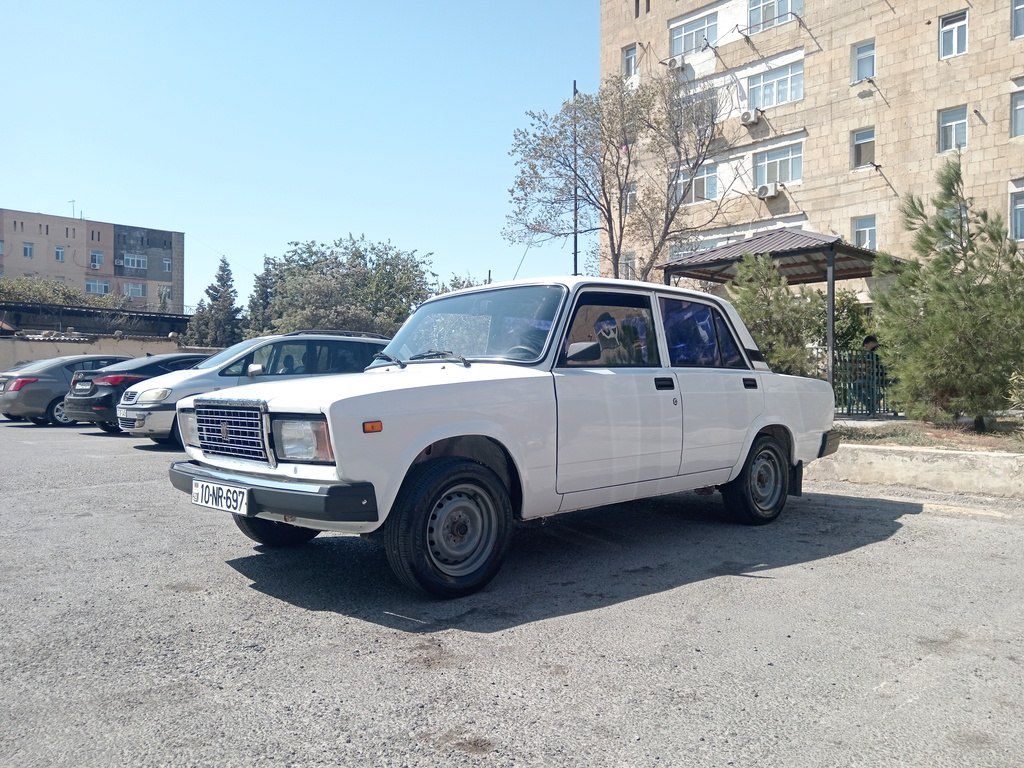 Lada (VAZ) 2107, 1.6 L, 2005 il, 250 000 km — Avtomobillər, Bakı (2)
