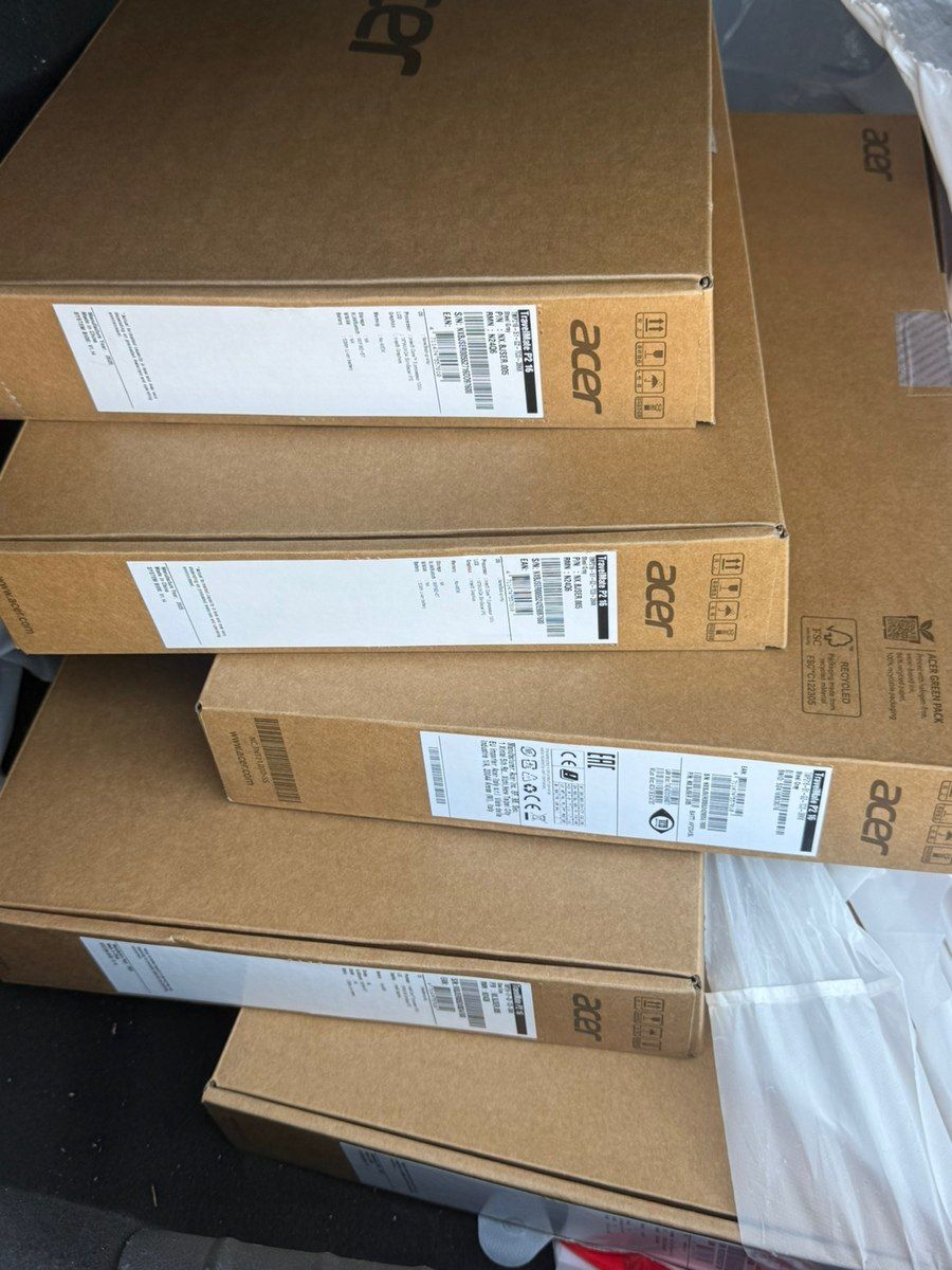 Acer Travelmate p2 16 — Elektronika, Bakı (2)