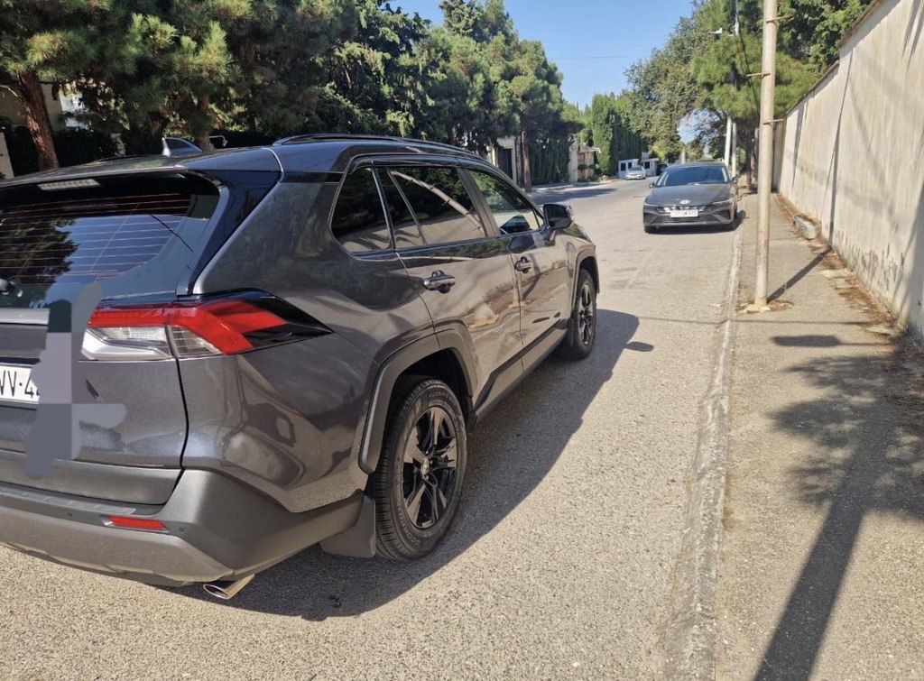 Toyota RAV4, 2.0 L, 2021 il, 107 000 km — Avtomobillər, Bakı (4)