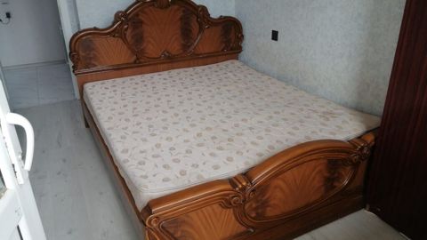 Klassik üslubda çarpayı Güclü və sabit konstruksiya, klassik — Bakı