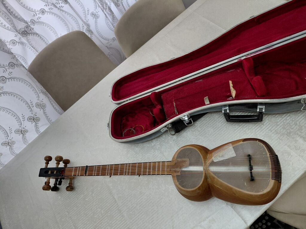Məhsul: Tar (Azərbaycan milli simli musiqi aləti) + sərt futlyar — Mallar, Bakı (5)