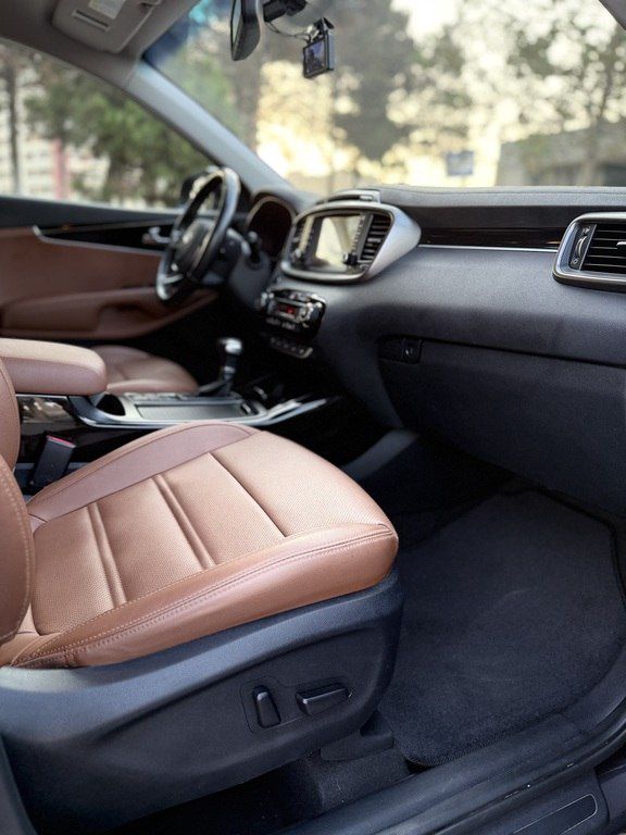 Kia Sorento, 2.0 L, 2018 il, 140 500 km — Avtomobillər, Bakı (12)