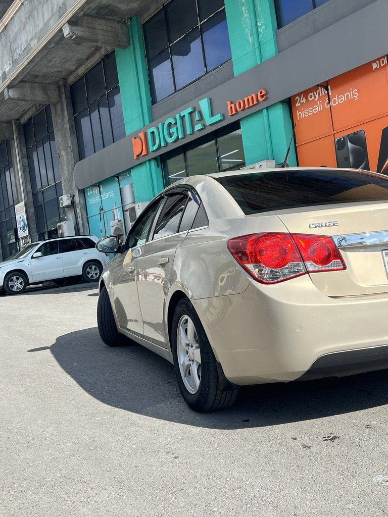 Chevrolet Cruze, 1.4 L, 2011 il, 289 682 km — Avtomobillər, Bakı (3)