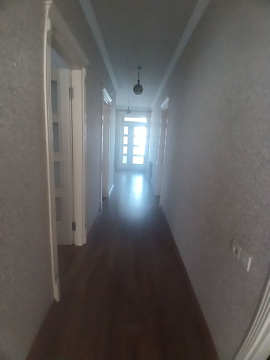 4 otaqlı mənzil – zövqlü interyer və tam mebel Xüsusiyyətlər: - Geniş — Daşınmaz əmlak, Bakı (8)