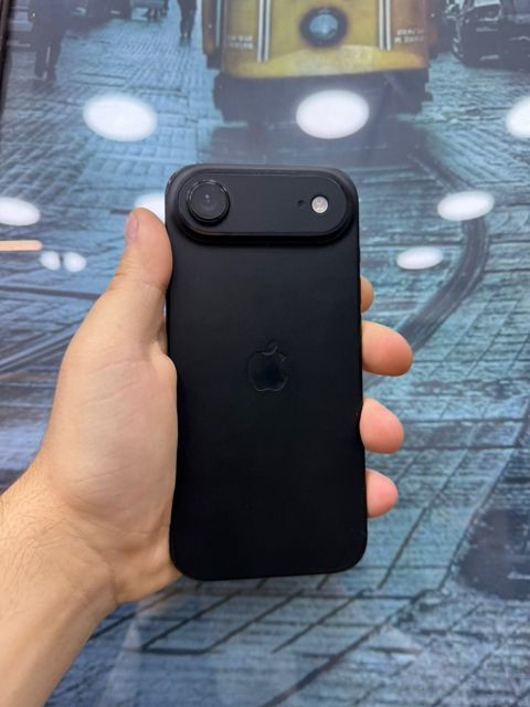 Apple iPhone Air Space Black 256GB/8GB — Bakı