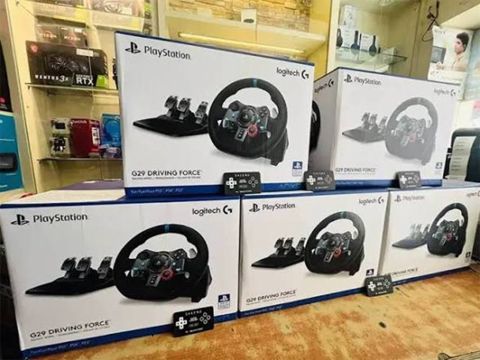 Logitech G29 oyun sükanı — Bakı