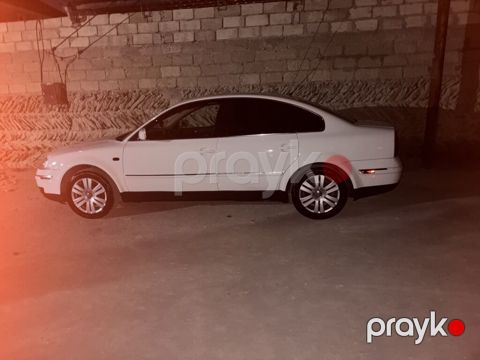 Volkswagen Passat (B5.5) sedan – ağ rəng Əsas xüsusiyyətlər: - Kuzov