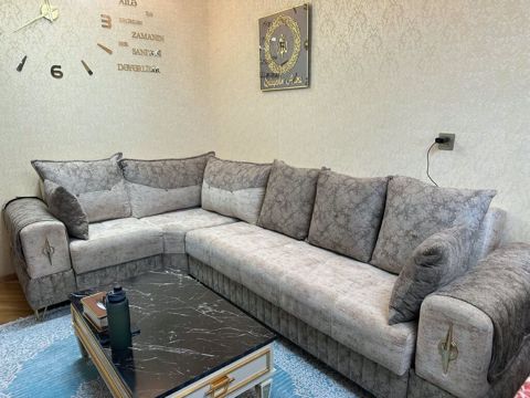 Divan satılır jurnalni ilə birlikdə 500₼. Açılmır bazası var.Ünvan — Mehdiabad