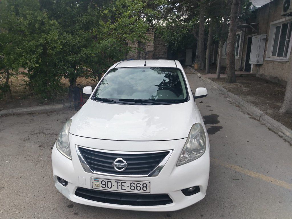 Nissan Sunny, 1.5 L, 2013 il, 330 000 km — Avtomobillər, Bakı
