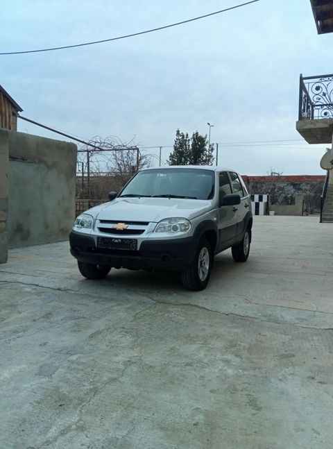 Chevrolet Niva, 1.7 L, 2019 il, 160 760 km — Sumqayıt