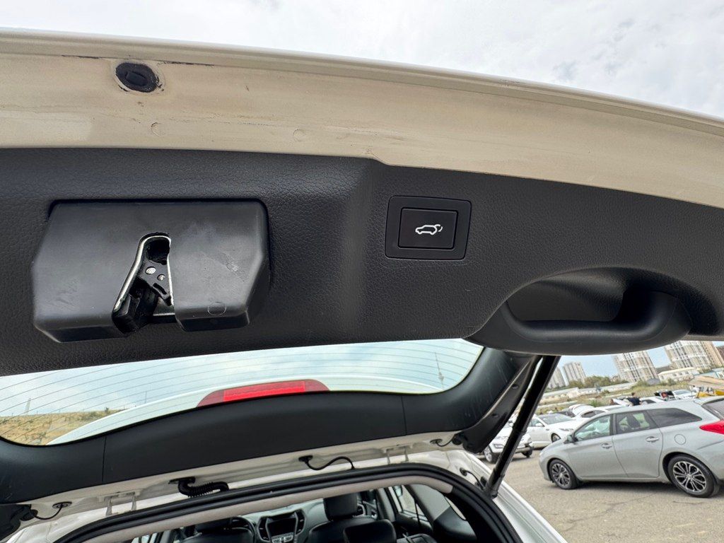 Hyundai Grand Santa Fe, 3.3 L, 2014 il, 206 000 km — Avtomobillər, Bakı (7)