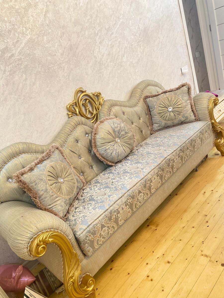 Klassik divan — Mallar, Bakı (2)