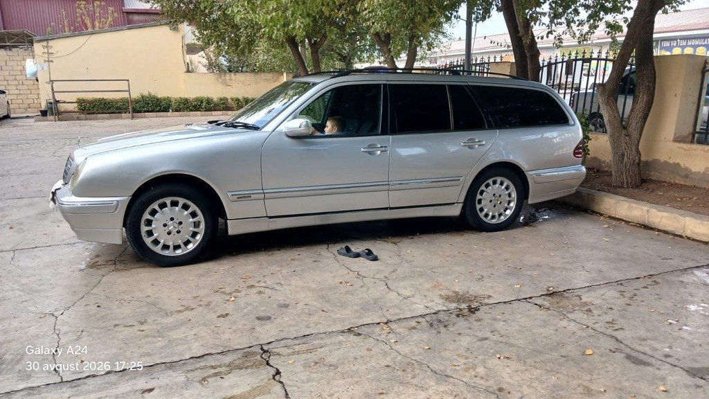 Mercedes E 270, 2.7 L, 2000 il, 375 408 km — Avtomobillər, Sabirabad (4)