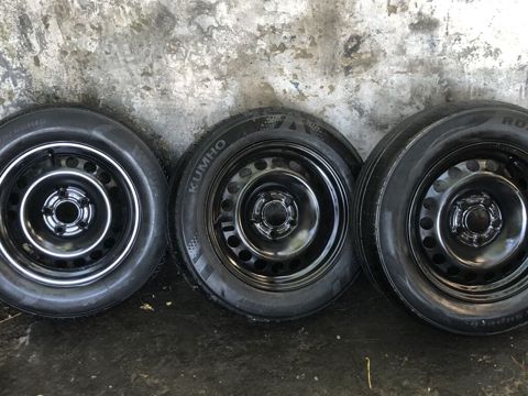 Opel diski çat qrx yoxdur təkərlər yararsiz dir ama kamplekt satılır