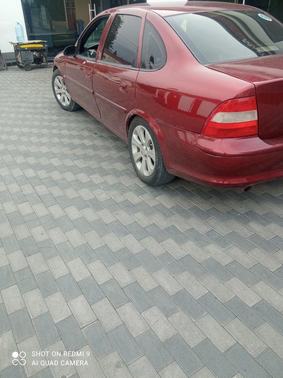 Opel Vectra, 1.8 L, 1997 il, 353 465 km — Avtomobillər, Qazax (5)