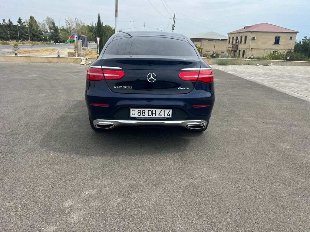 Mercedes GLC 300 4MATIC Coupe, 2.0 L, 2019 il, 76 000 km — Avtomobillər, Göyçay (2)