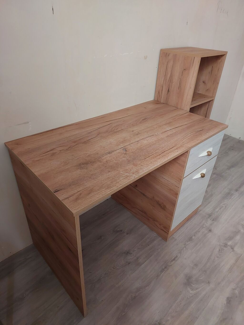 Düz masa, Polkalı, Siyirməli, Teksturalı laminat, Zəmanətsiz, Kredit yoxdur — Mebel, Bakı (5)