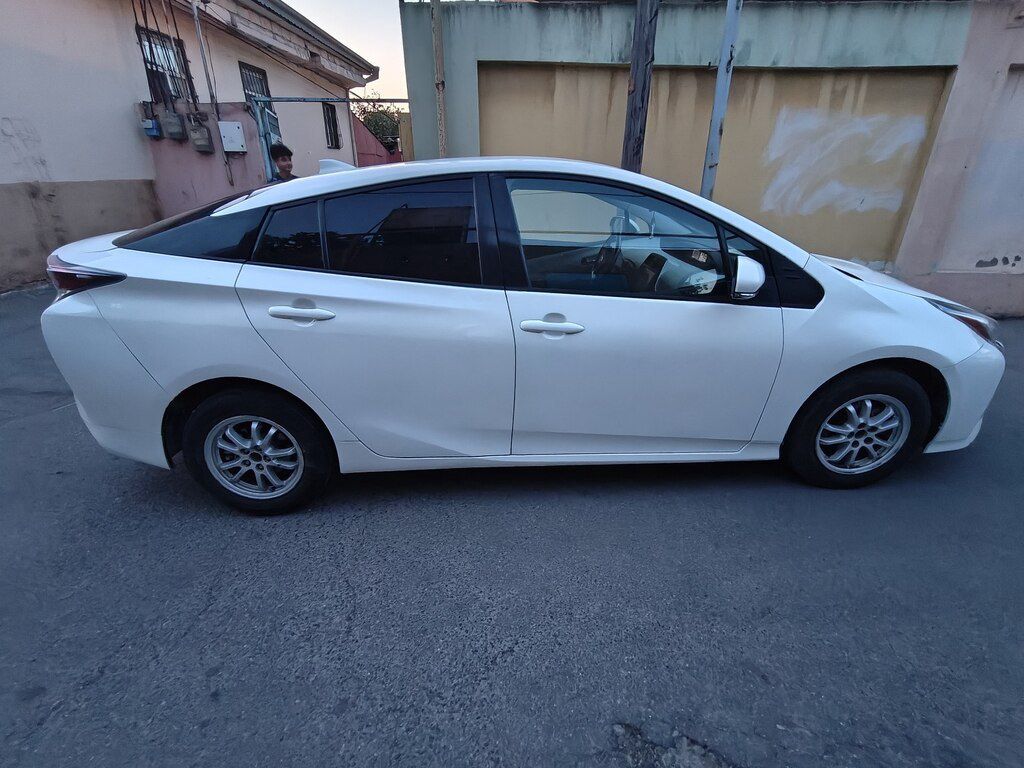 Toyota Prius, 1.8 L, 1.3 kWh, 2018 il, 144 000 km — Avtomobillər, Bakı (3)