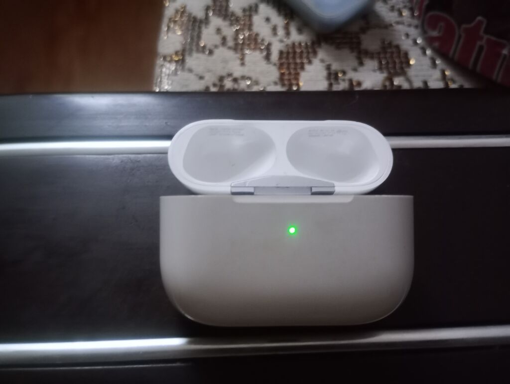 Simsiz şarj cihazı Apple, İşlənmiş — Şarj cihazları, Xırdalan (7)