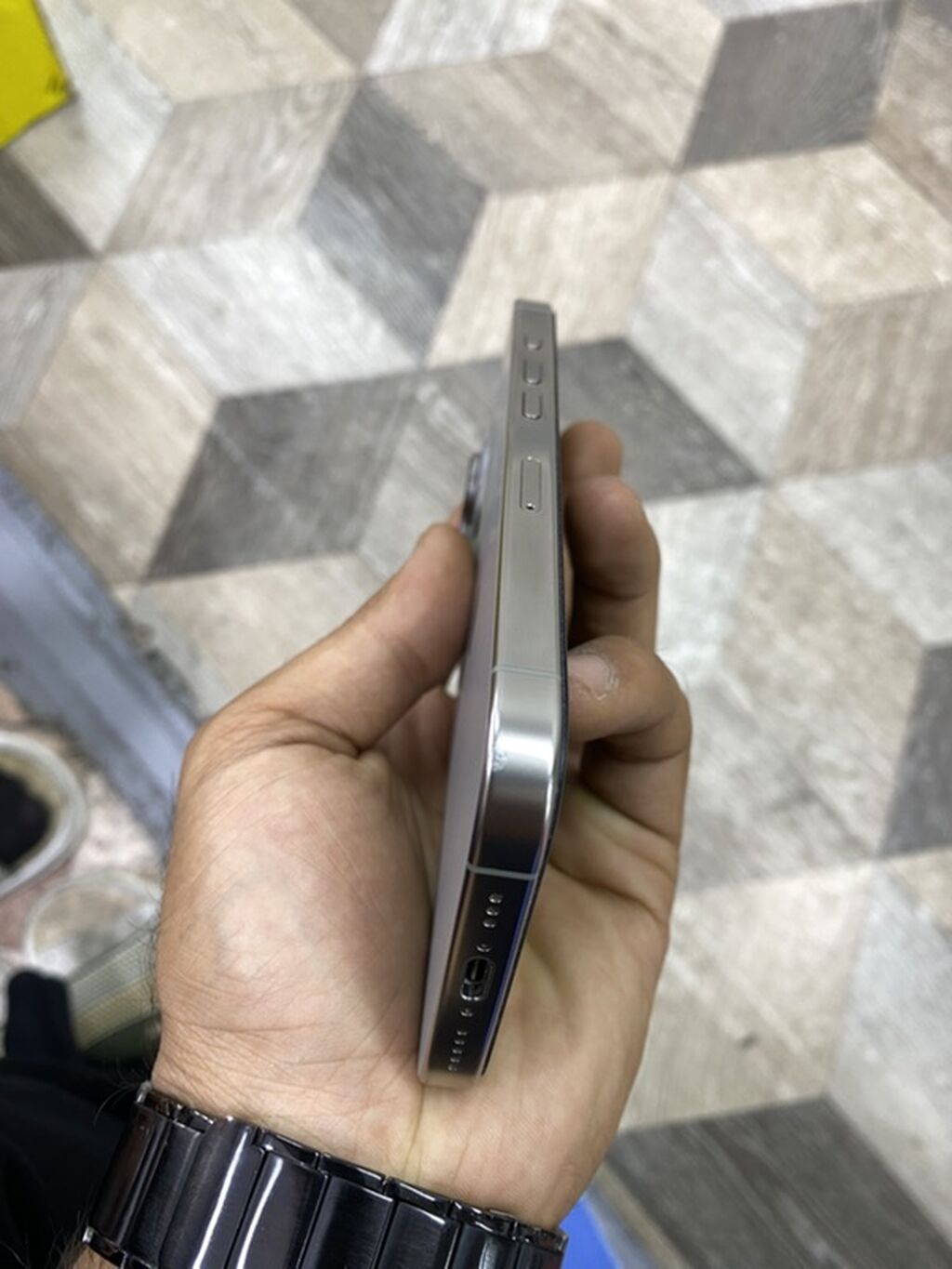 IPhone 16 Pro, 256 GB, Ağ, Face ID — Apple iPhone, Bakı (4)