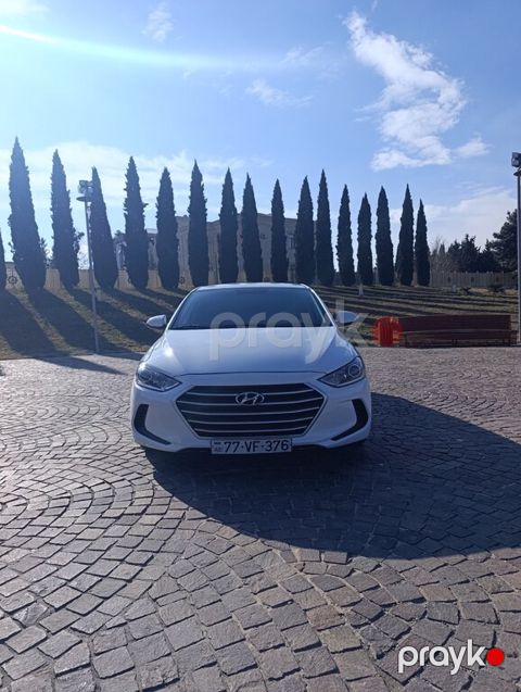 Hyundai Elantra, 2.0 L, 2017 il, 198 750 km
